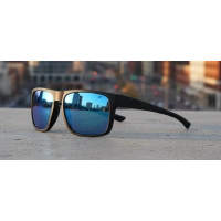 Очки Tifosi SWICK, BlackOut с линзами Sky Blue Polarized